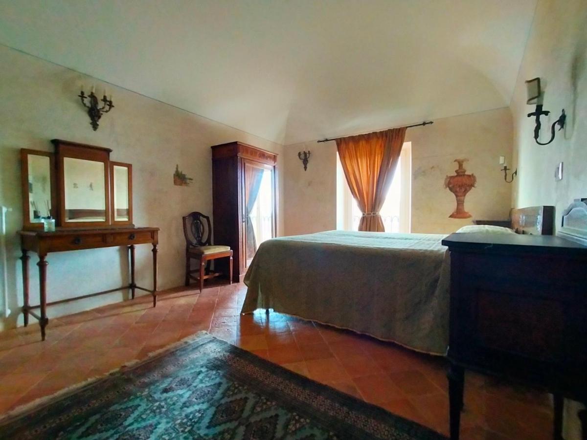 Dimora Sessanio Bed & Breakfast Санто Стефано ди Сесанио Екстериор снимка
